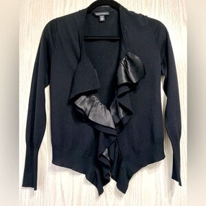 Banana Republic Lightweight Sweater Cardigan V Neck Silky Ruffle Black Size M